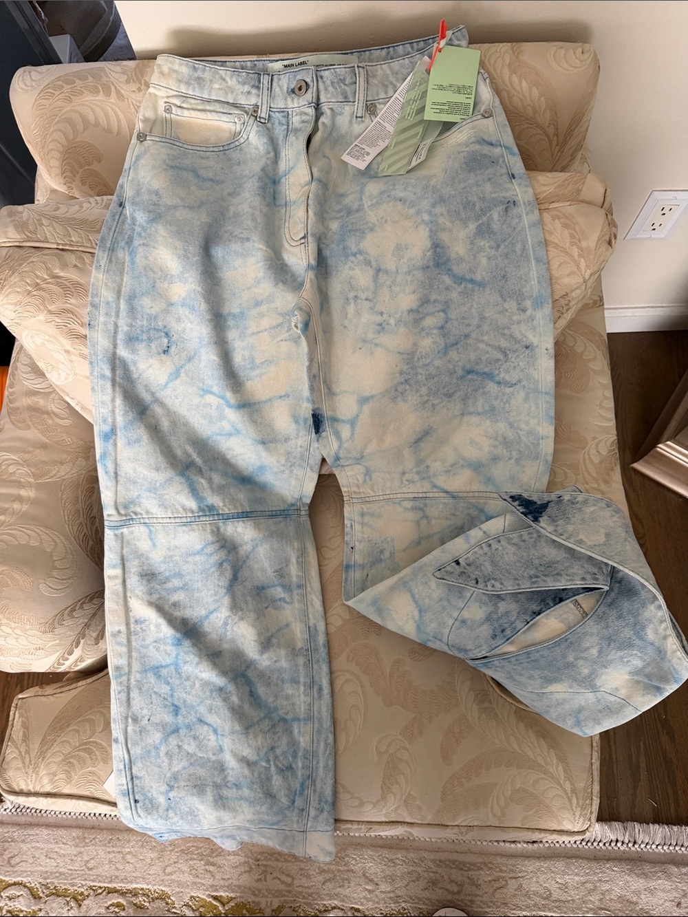 Off-White Blue and White Tie-Dye Wide-Leg Jeans with Branded Tags